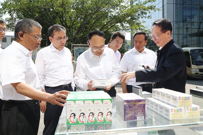 1715822159733834.jpg dcc604c4754918dda29a8f8d391b700.jpg