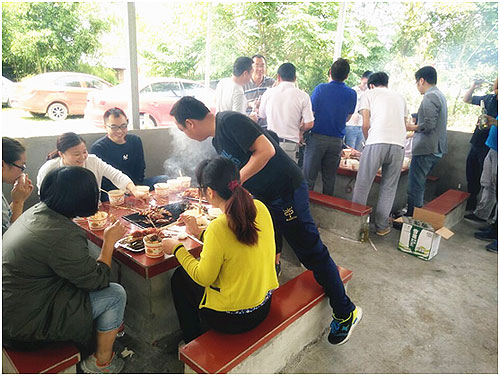 綿陽生產基地質管部、設備部晚春燒烤聯誼記
